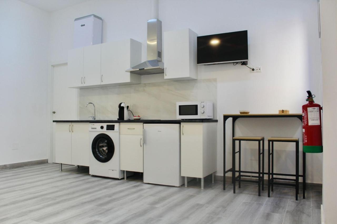 Nuevo Estudio Divina Pastora N-4 มาลากา ภายนอก รูปภาพ